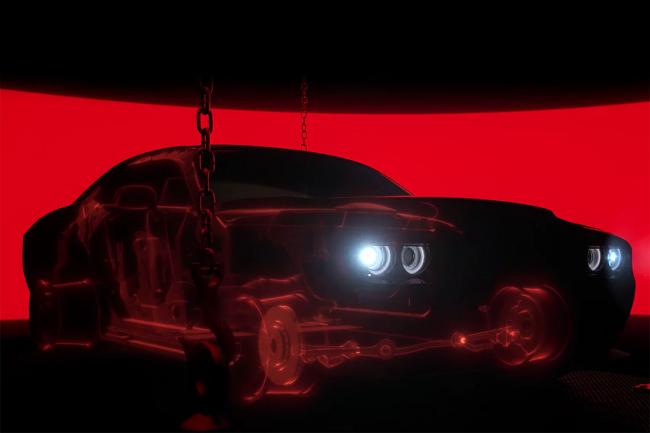 Dodge challenger demon plus legere que la hellcat 