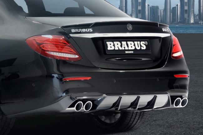 La mercedes classe e recoit le traitement brabus 