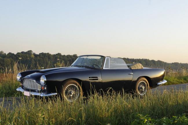 Retromobile 2017 une exceptionnelle exposition aston martin 