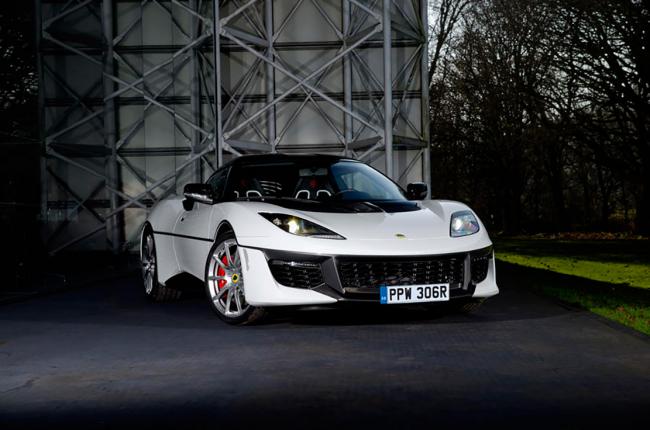 Lotus evora sport 410 hommage a la s1 de james bond 