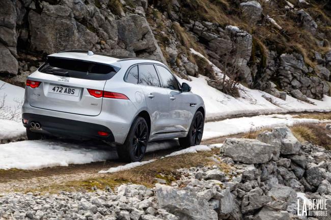 Jaguar f pace svr il va exploser les chronos 