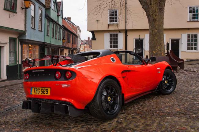 Une nouvelle lotus elise cup 250 