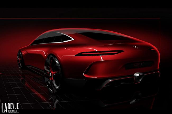 Mercedes amg gt saloon la grande berline coupe est proche 