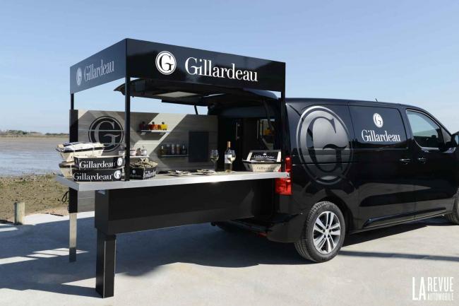 Peugeot expert un food truck pour une degustation gluante 