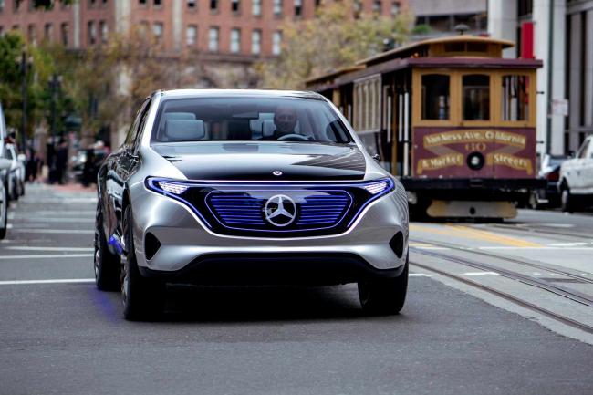 Mercedes devrait presenter une compacte electrique a francfort 