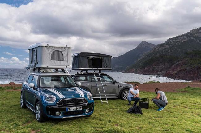 Le mini countryman peut recevoir une tente airtop 