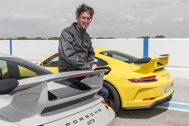 La porsche 911 gt3 signe un chrono de 7 12 sur le nurburgring 