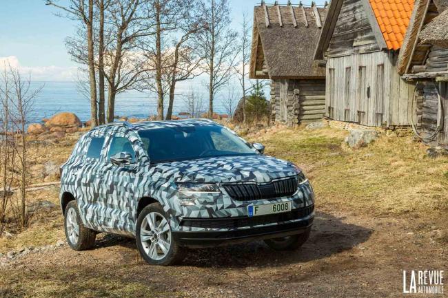 Skoda karoq le teasing continue 