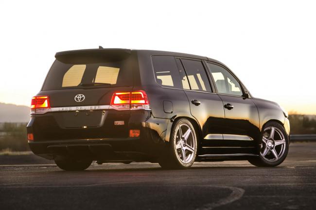 Toyota land speed cruiser un record avec une vitesse de 370 km h 