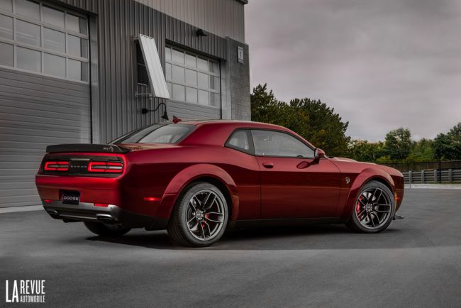 La dodge challenger hellcat prend encore plus de muscle 