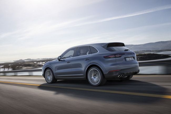 Porsche cayenne on prend le meme et on recommence 