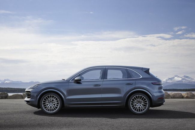 Porsche cayenne on prend le meme et on recommence 