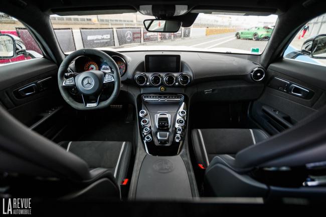 Essai Mercedes AMG GT R : sur le circuit Bugatti au Mans