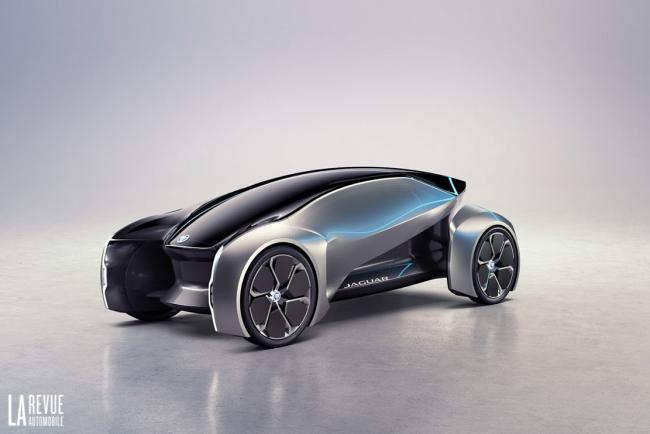 Jaguar future type concept le volant devient votre assistant personnel 