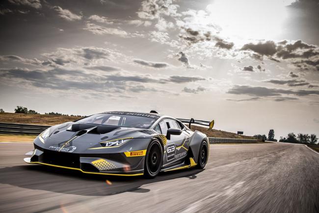 Lamborghini huracan super trofeo evo encore plus performante 