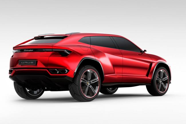 Lamborghini urus pour le 4 decembre 