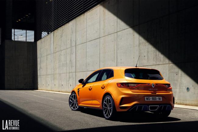 Renault megane rs la compacte arrive avec un 1 8 litre turbo de 280 ch 