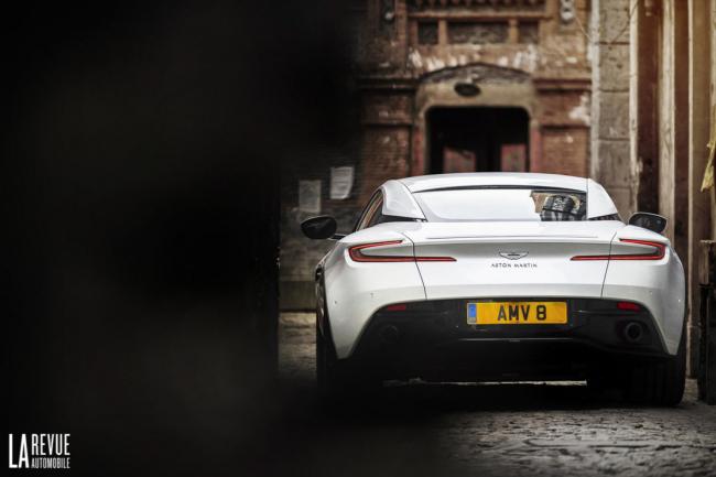 Aston martin db11 v8 elle donne de la voix en video 