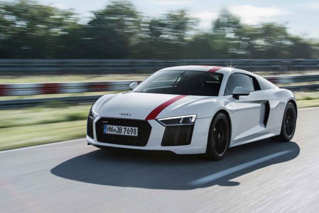 Audi r8 rws ideale pour faire le show dans le parking 