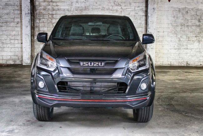 Isuzu d max l edition limitee urban 