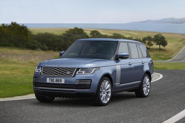 Le range rover passe a l hybride rechargeable avec le p400e 