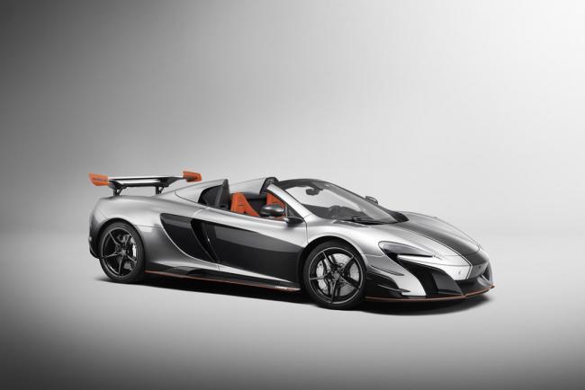 Mclaren mso r ne pouvant se decider il commande les deux 