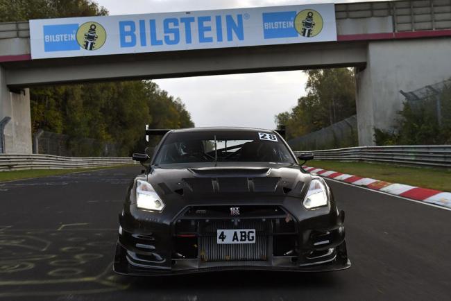 Litchfield va chasser un record au nurb avec une nissan gt r modifiee 