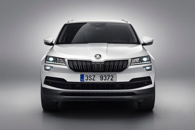 Skoda karoq rs et sportline en approche 