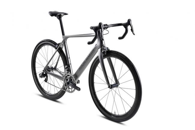 Aston martin le velo storck fascernario 3 