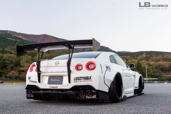 Liberty walk devoile ses nouveaux kits pour la nissan gt r 