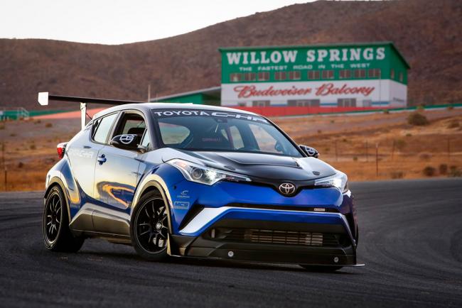 Le toyota c hr r tuned vise un record sur le nurburgring 