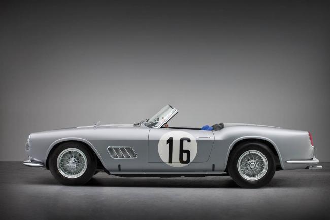 Une rare ferrari 250 gt california vendue 17 99 millions de dollars 