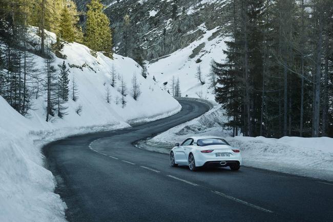 Alpine A110 pure et légende : une peu plus de sport ou de luxe
