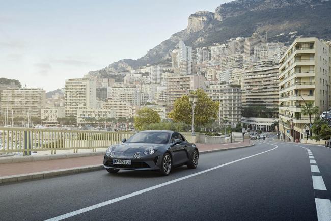 Alpine A110 pure et légende : une peu plus de sport ou de luxe