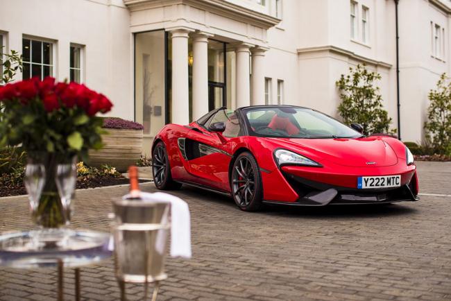 La mclaren 570s spider parfaite pour la saint valentin 