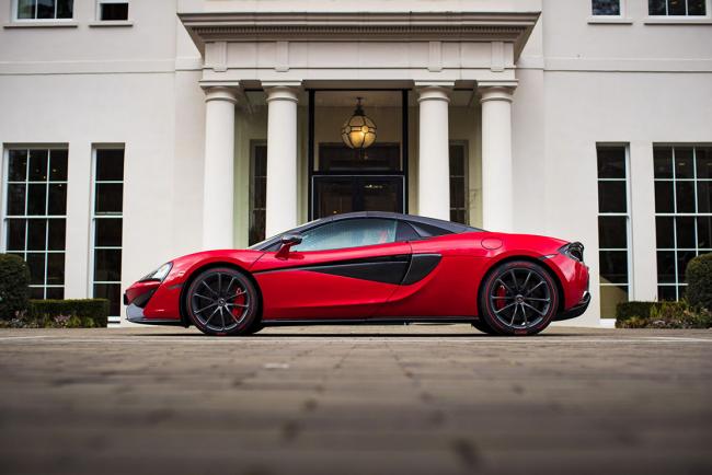 La mclaren 570s spider parfaite pour la saint valentin 