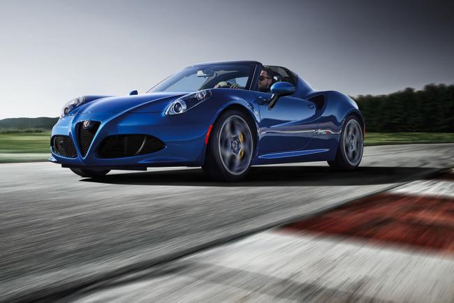 Alfa Romeo 4C Competizione et Italia : un peu plus de style