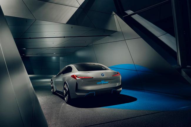 Bmw i4 la berline electrique dici 2025 