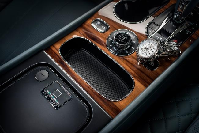 Bentley bentayga un coffre securise et biometrique en option 