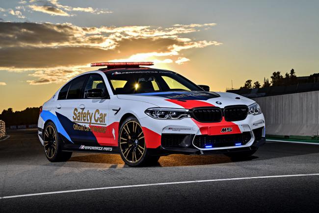 Bmw m5 s engage pour securiser les manches de motogp 