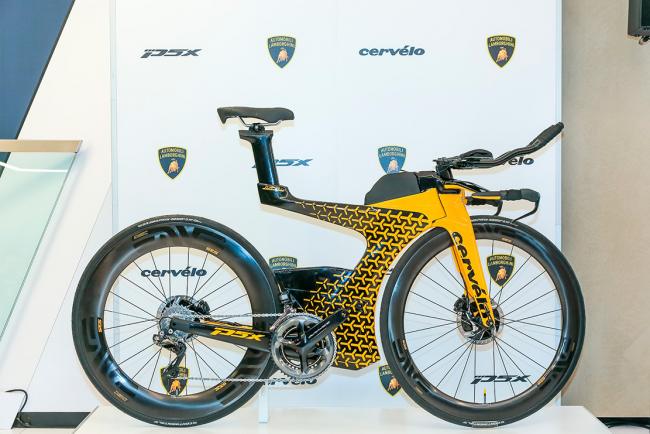 Cervelo p5x lamborghini un taureau cycliste 