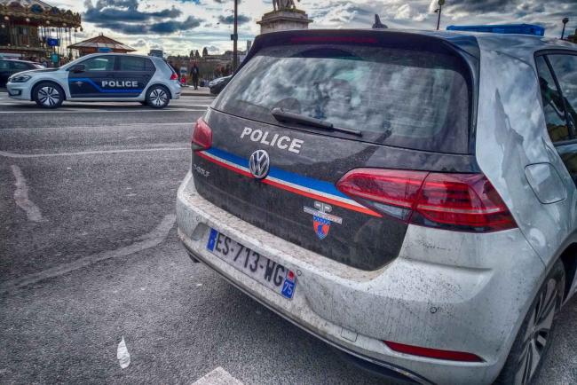 Volkswagen e golf mais que fait la police 