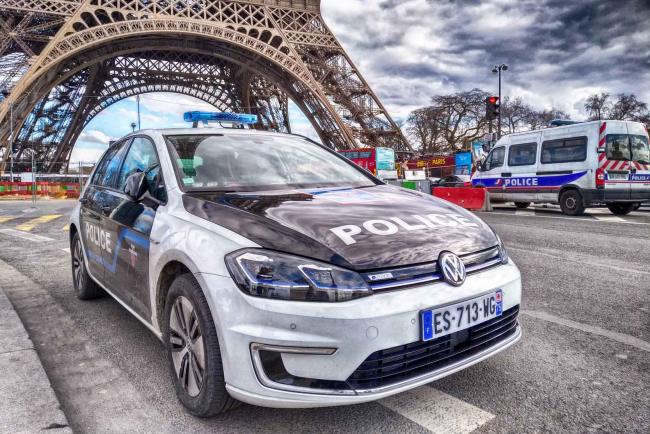 Volkswagen e golf mais que fait la police 