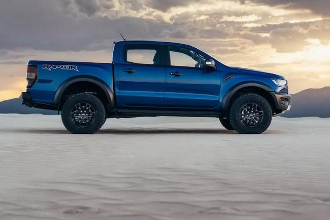 Ford ranger raptor 500 nm pour foncer dans l outback australien 