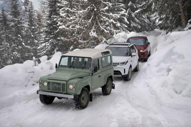 Land rover fete ses 70 ans en altitude 