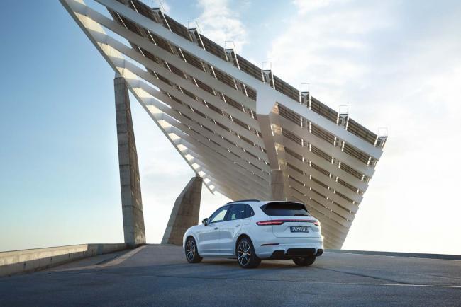 Porsche cayenne e hybrid la version rechargeable de 462 ch 