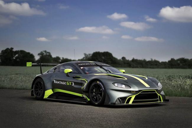 Aston martin vantage gt3 et gt4 pretes pour la piste 