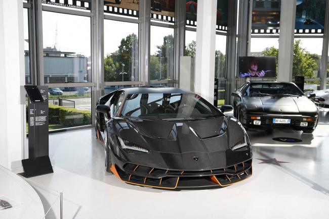 Film emotion les lamborghini du cinema en exposition 