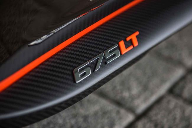 Une McLaren 675LT aux couleurs de la McLaren F1 GTR Longtail