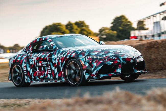 Toyota supra premiers tours de roues a goodwood 